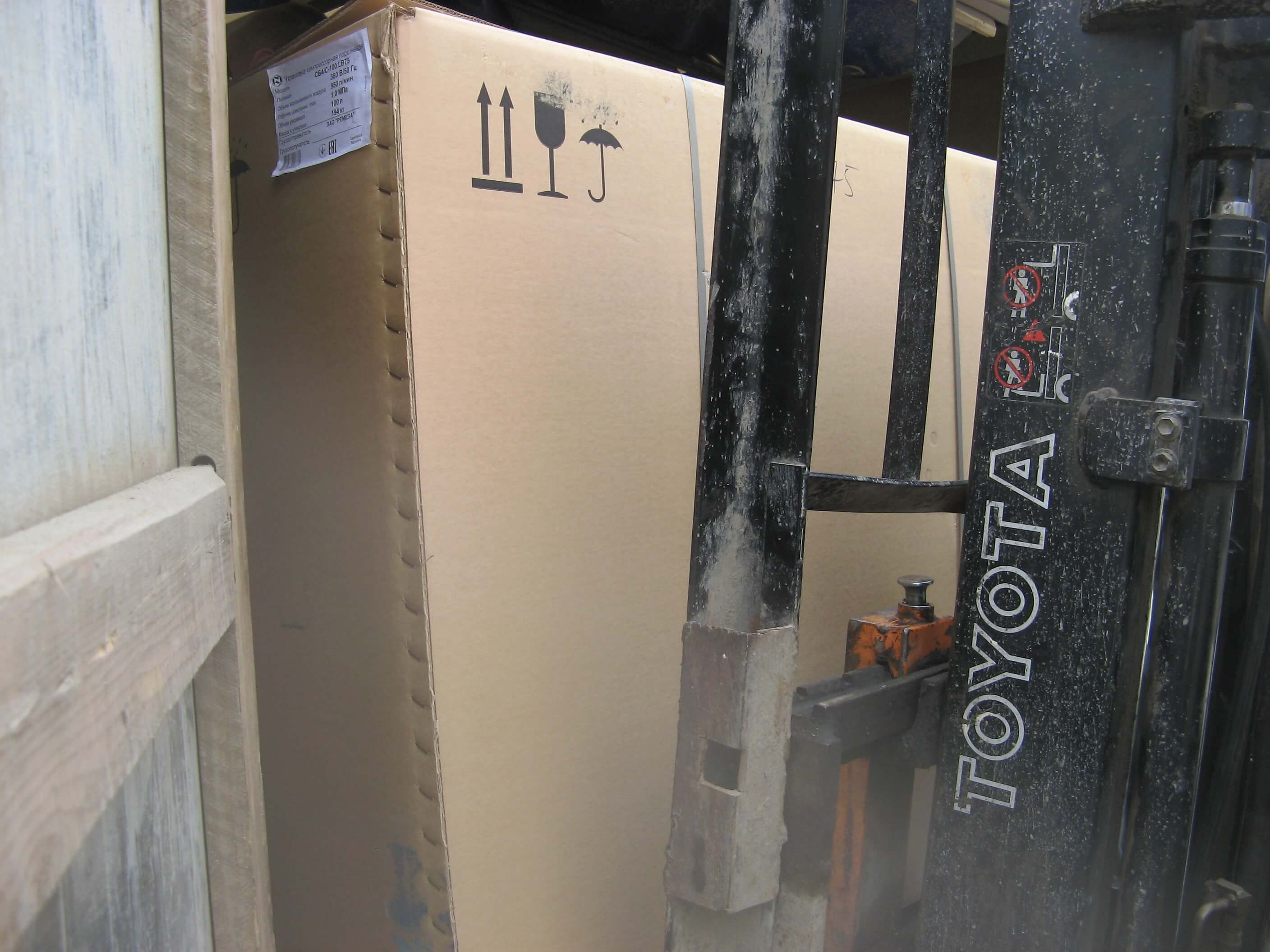 Отгрузка дилеру поршневого компрессора Remeza СБ4/С-100.LB75 в г. Екатеринбург